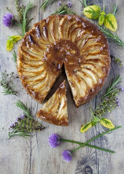 This is Dorset Apple Cake, shot  using filtered natural light at the wonderful Chewton Glen Hotel in Hampshire with the chef Luke Matthews.  This was on a project with RMC Publishing on an incredible project to capture 50 years of the Hotel’s life and history.  A huge collaboration for a wonderful team and venue.